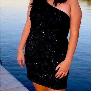 Sophia Thomas Black Dress Size 12. Like new only worn once.